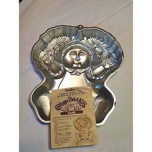 Wilton 1984 Cabbage Patch Kid Aluminum Cake Pan Mold 2105-1984 with Instruction